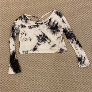 white and black long sleeve shirt